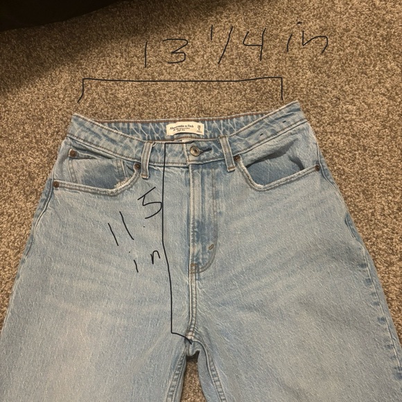 ❌SOLD❌Abercrombie & Fitch Curve Love 90s Relaxed Jean - Picture 7 of 7